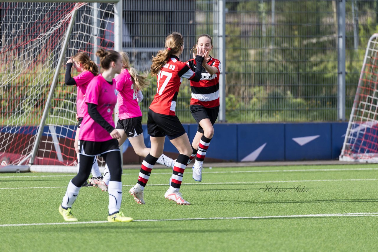 Bild 257 - wCJ Altona 93 - VfL Pinneberg : Ergebnis: 5:1